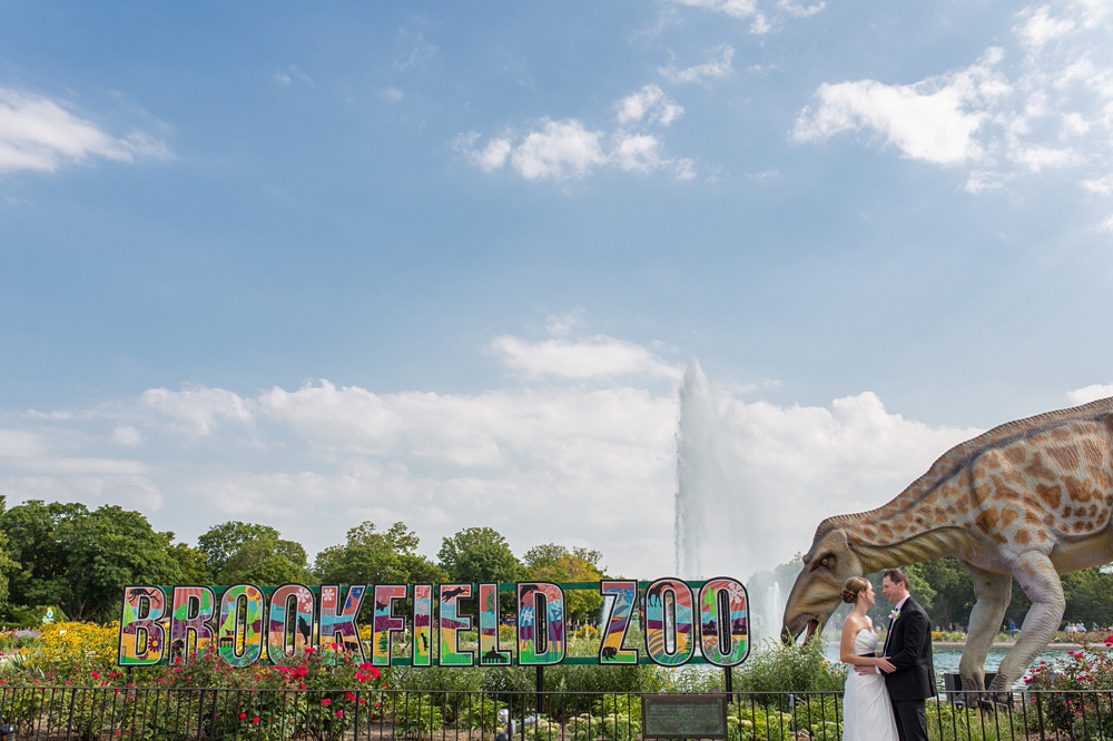 brookfield zoo wedding chicago 19