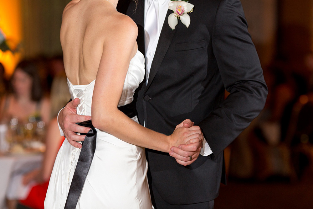 brookfield zoo wedding chicago 49