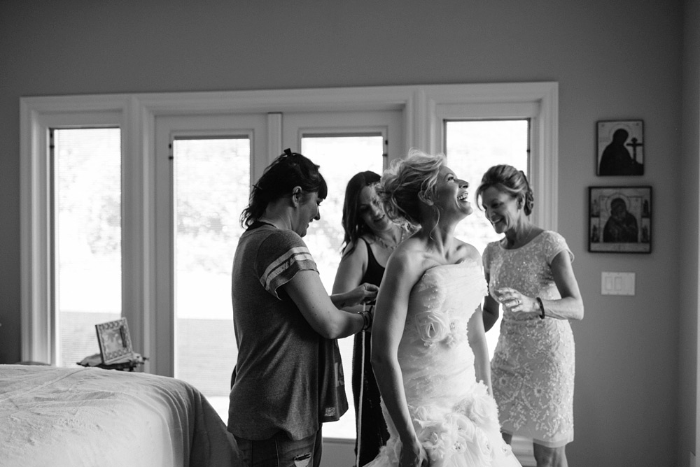 intimate santa monica beach wedding 07