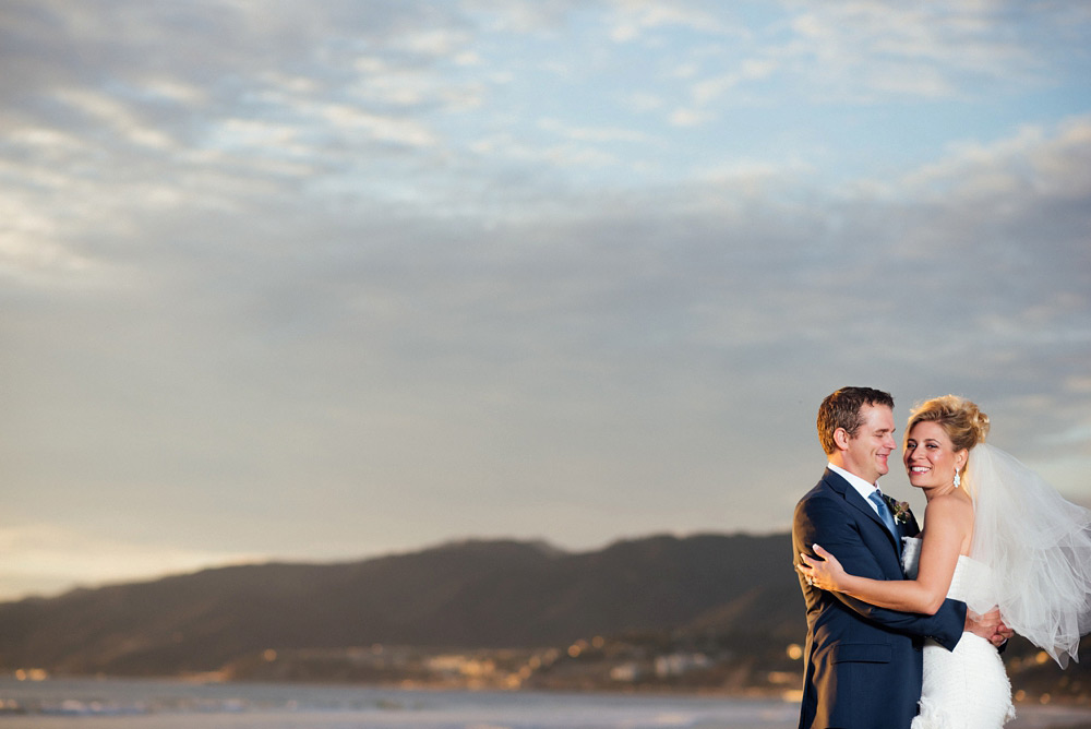 intimate santa monica beach wedding 48