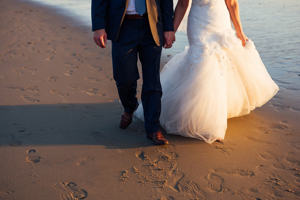 intimate santa monica beach wedding 52